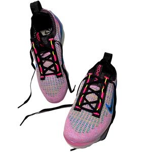 Nike Air Vapormax 2021 Flyknit size 6